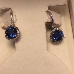 Sapphire and diamonds small drop earrings